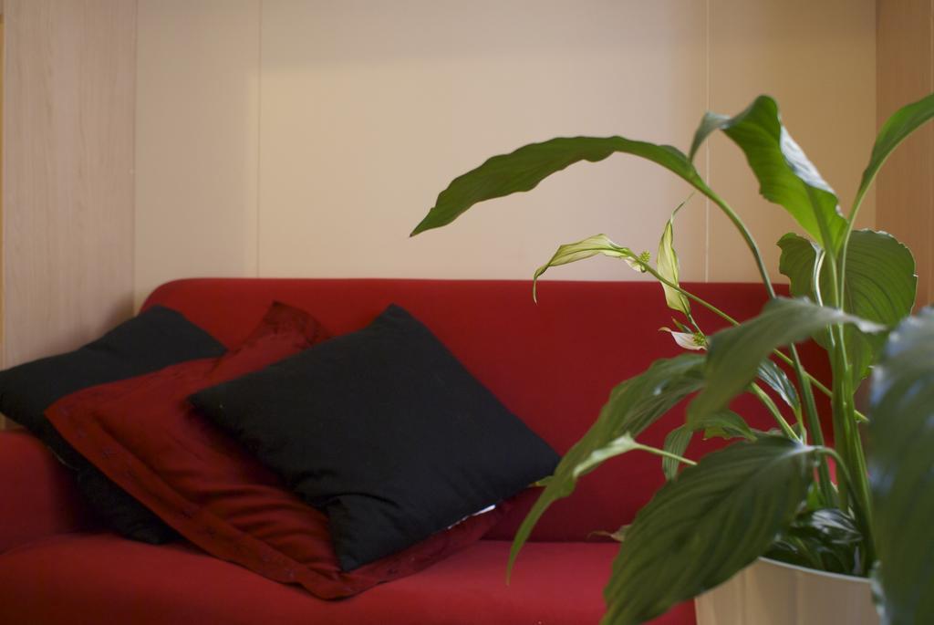 Olly Apartments Bolonia Habitación foto